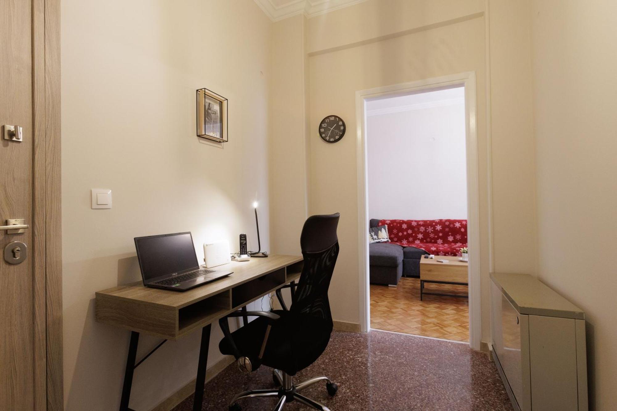 Pavlos Urban Apartment Athens